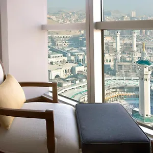 فندق قصر رافلز