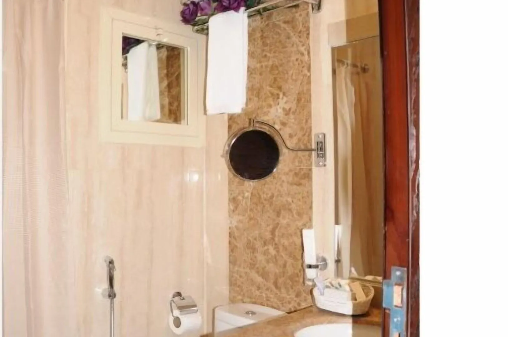 Drnef Hotel Kudai Mecca